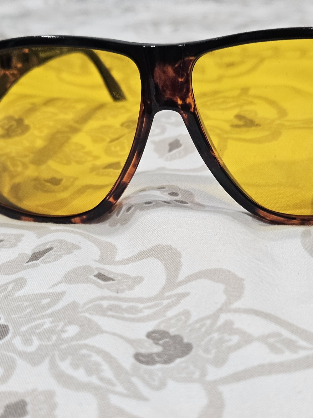 Yellow Lens Tortoiseshell Women's Sunglasses - Picture 4 of 8
